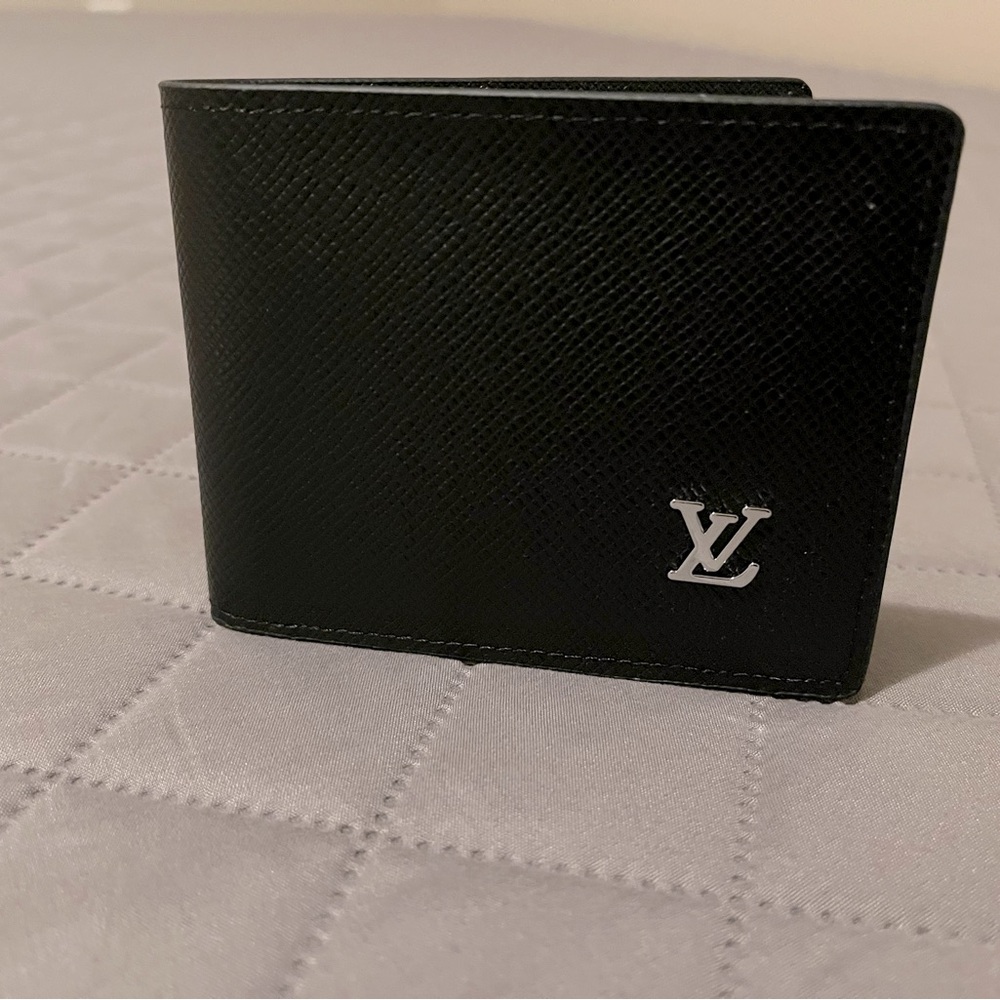 Louis Vuitton Multiple Wallet